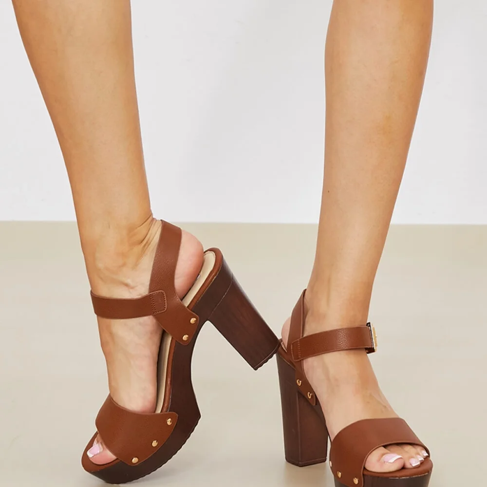 All sizes(heels) - Picture 2 of 2